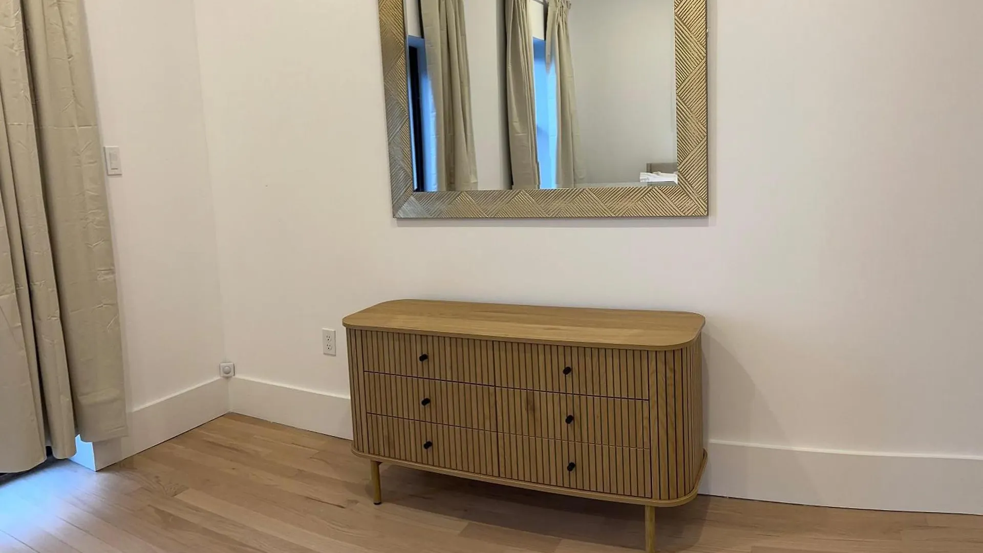 Modern, New 3 Bed, 2 Bath Apt Near Manhattan Jersey City 0*,  United States