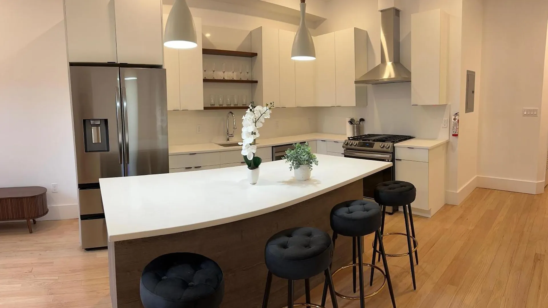 Modern, New 3 Bed, 2 Bath Apt Near Manhattan Jersey City